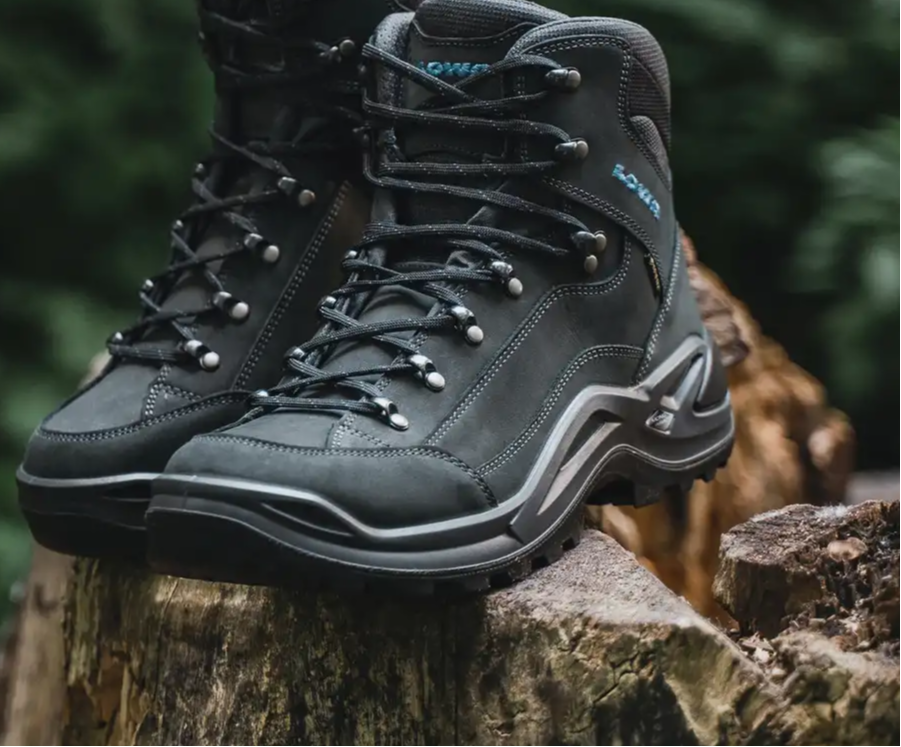 Ontdek de Wereld met Lowa Wandelschoenen: Een Gids voor Avontuurlijke wandelen