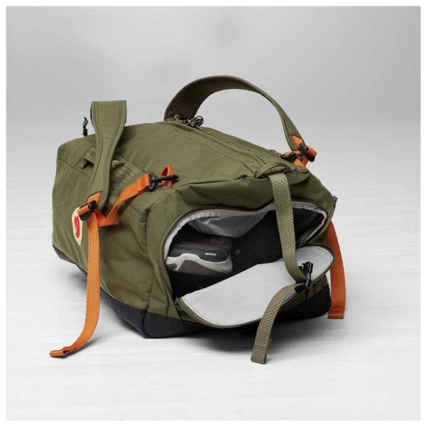 fjaellraevenfaerdenduffel80reistasdetail7