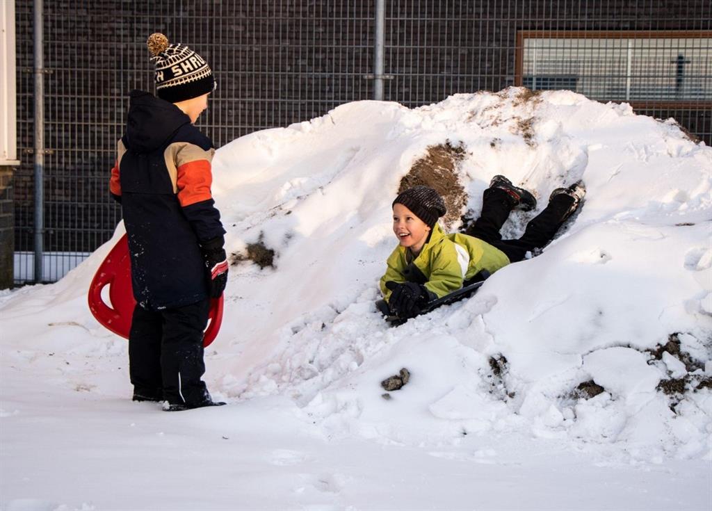 sledeglijschotelsnowtrianglerood3